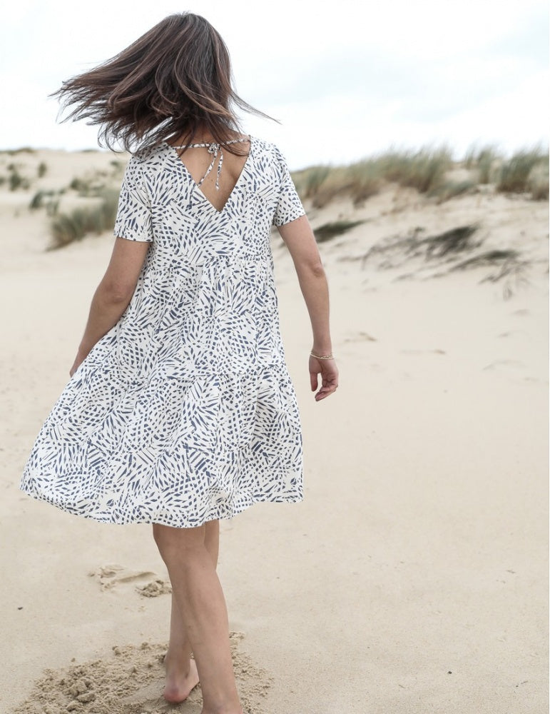 astree top or dress sewing pattern by atelier scammit