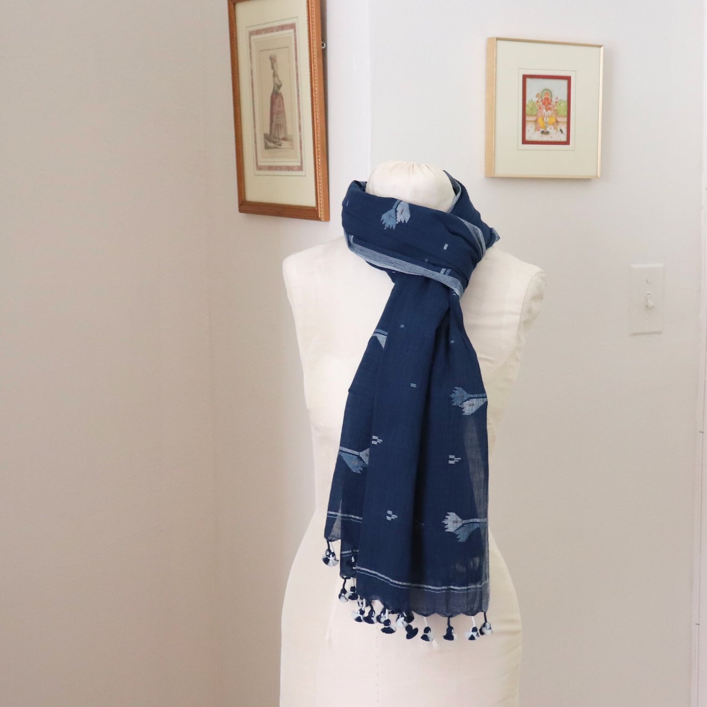 dark indigo blue naturally dyed jamdani weave scarf