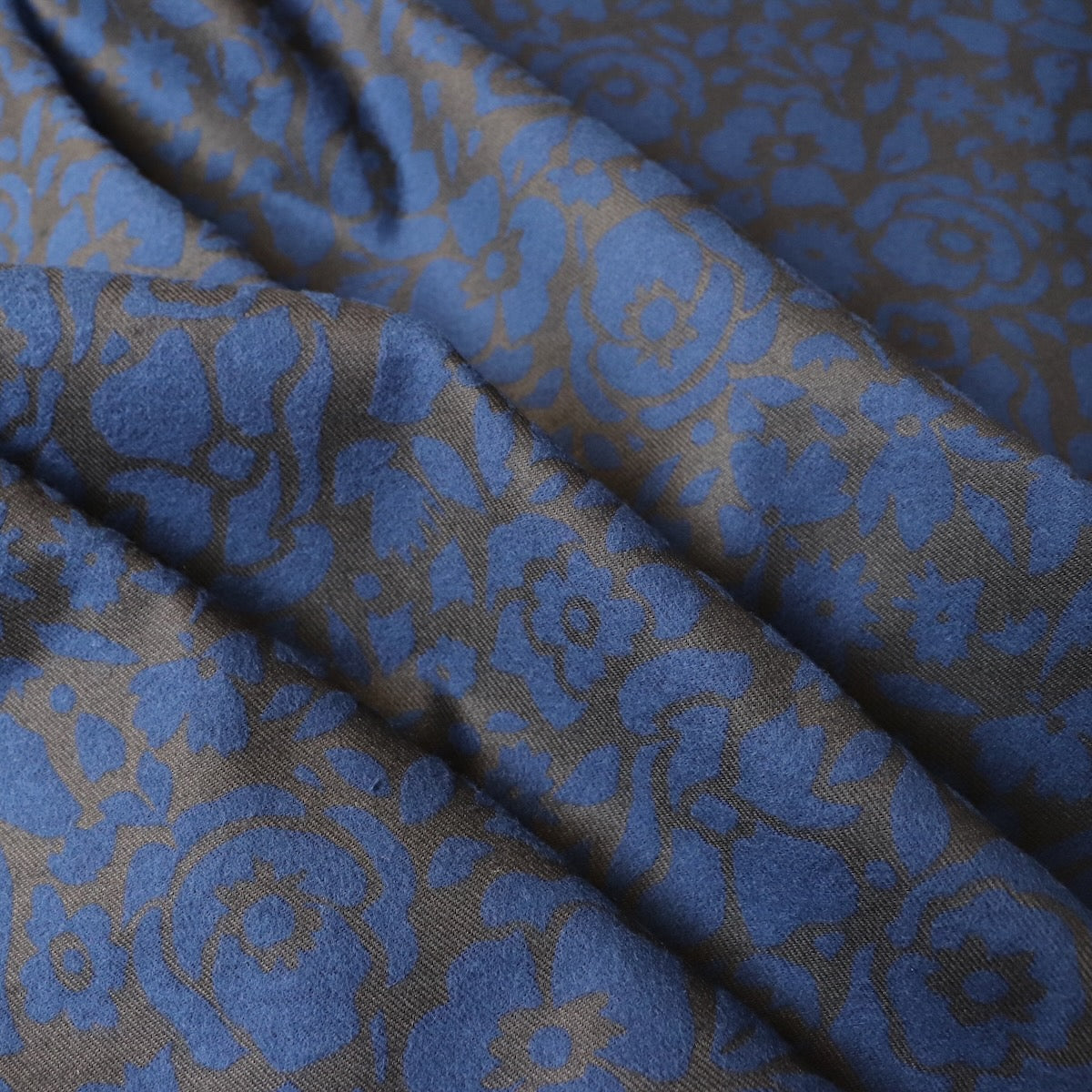 brushed cotton floral print fabric made in Japan blue flannel