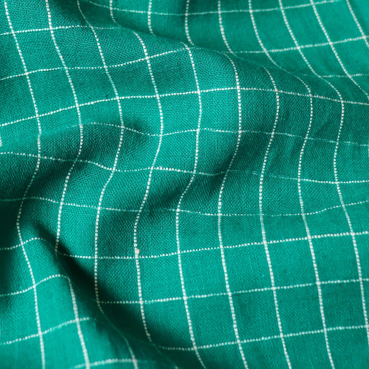 handloom cotton shirting fabric green and white cotton check