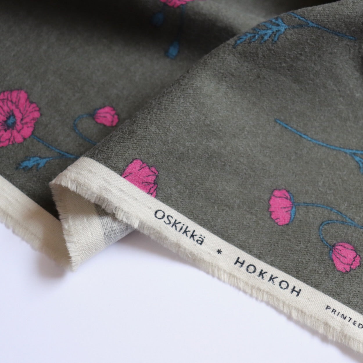 hokkoh poppies print bushed cotton fabric flannel pink and brown