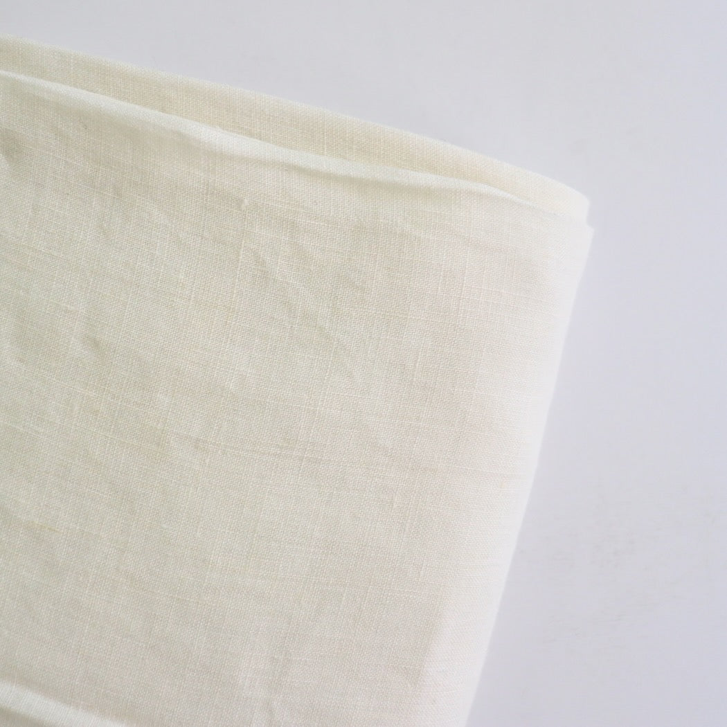 Naomi Ito Linen by Nani Iro Kokka  antique white EGX-250-1-D