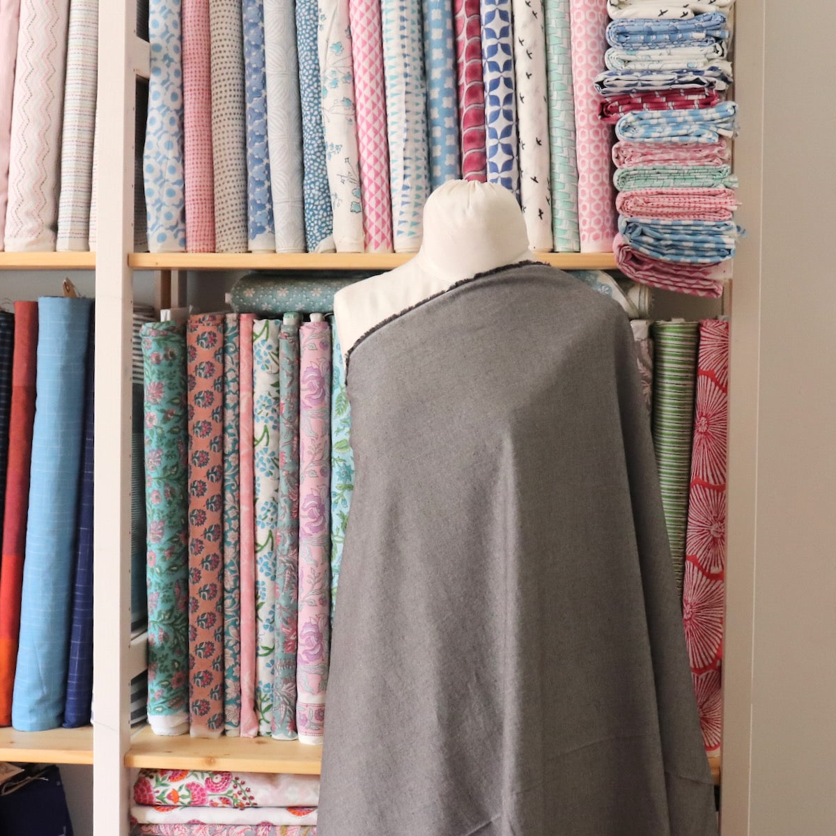 Organic Cotton Oxford — Soot Grey