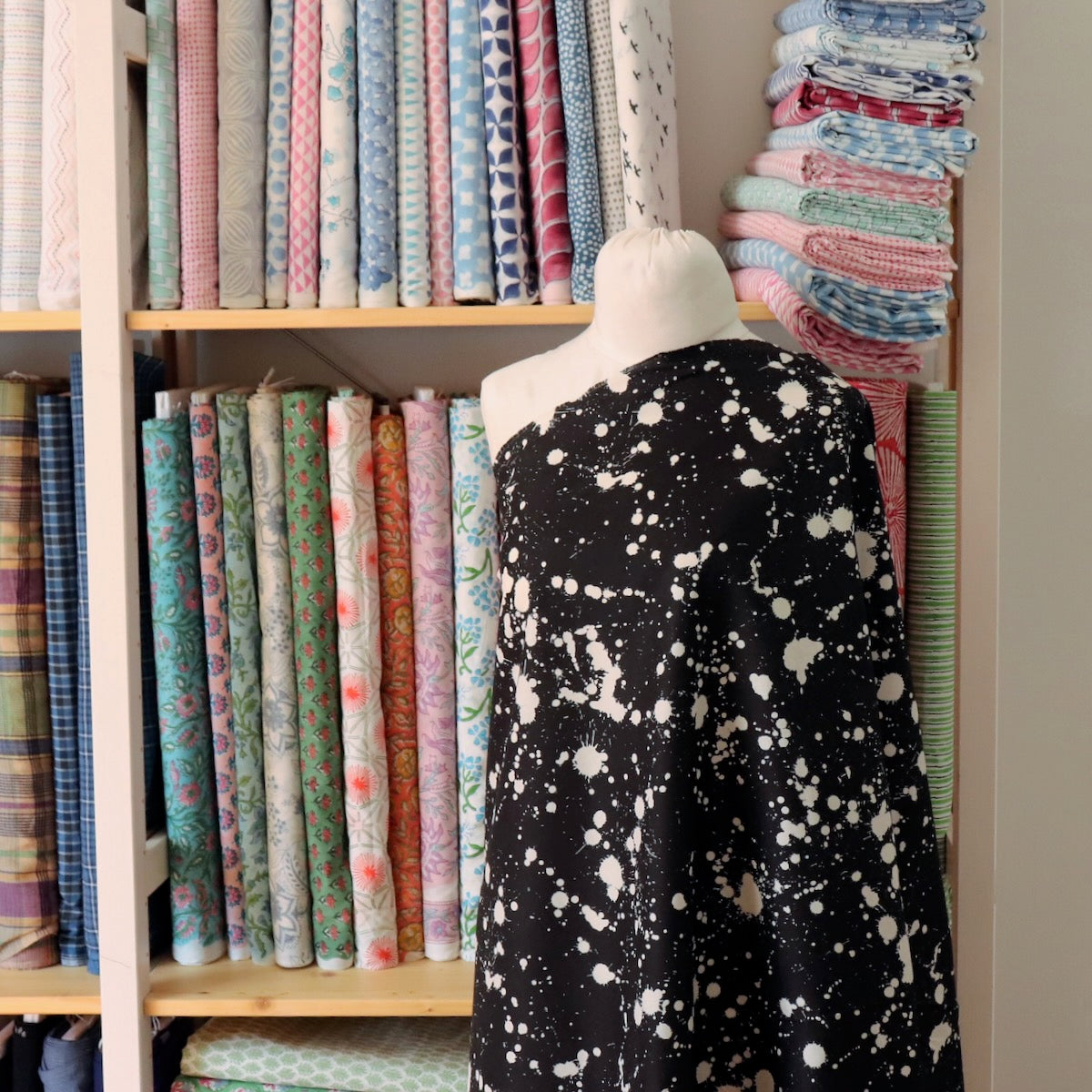 The Ink Spots Cotton Lawn — Black