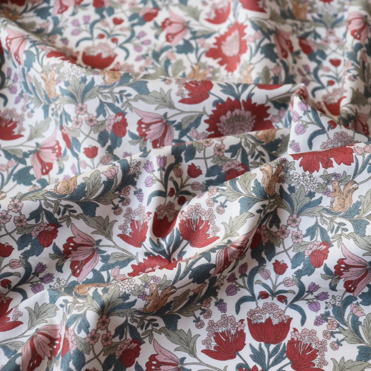 Squirrel Hill Cotton Lawn — Red