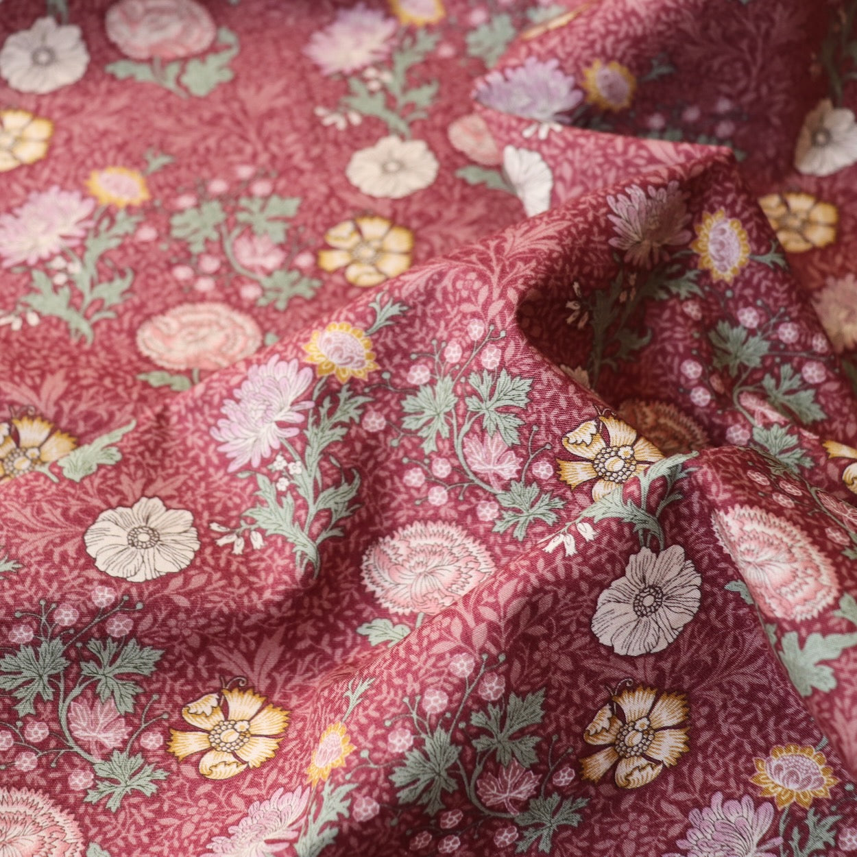 Morrisian Floral Japanese Cotton — Cranberry Red