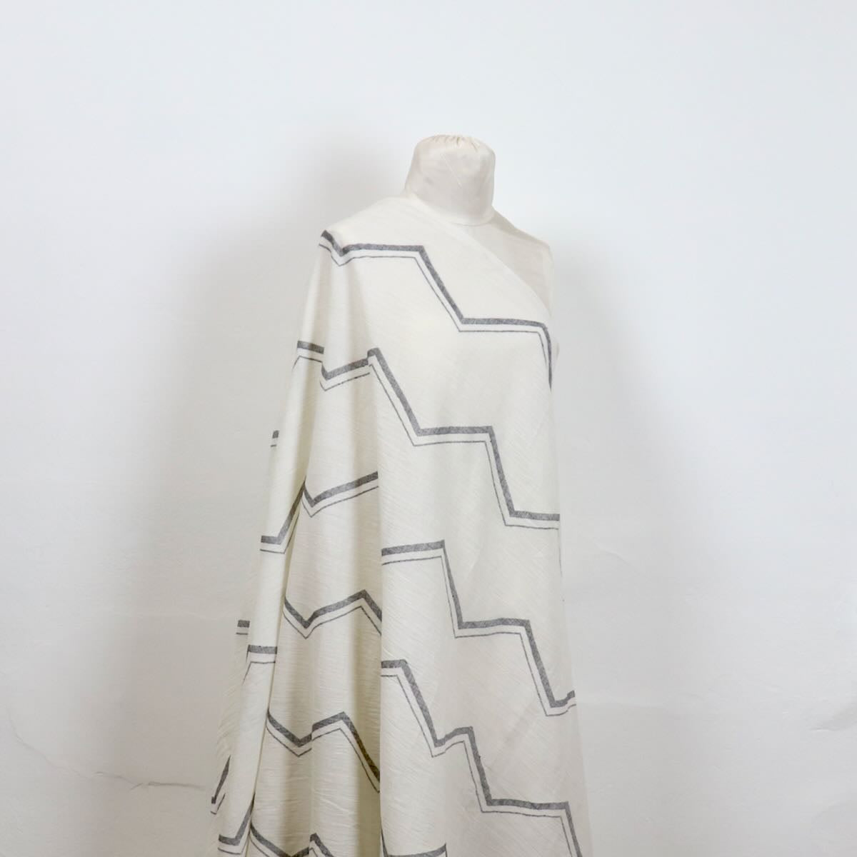 white khadi cotton jamdani fabric