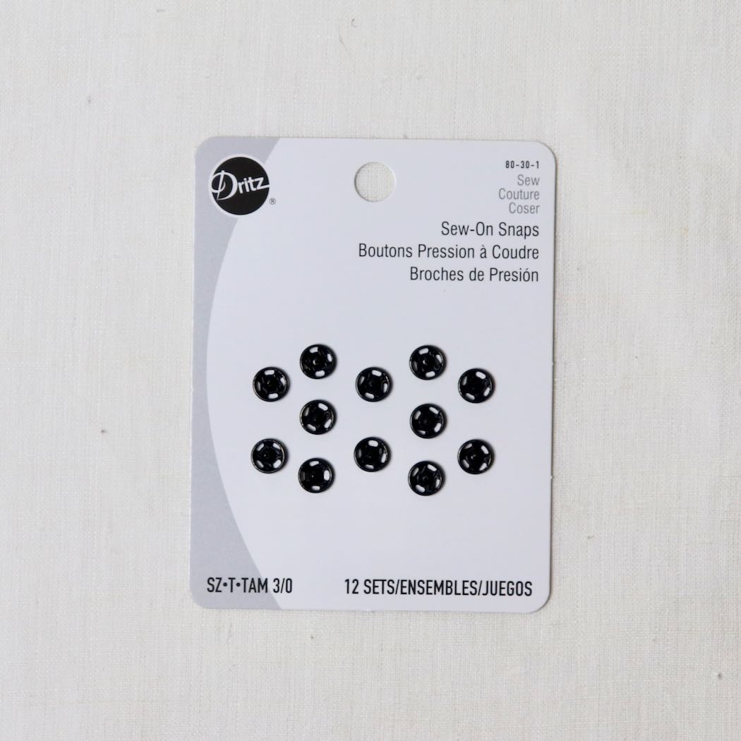 black snaps size 3/0