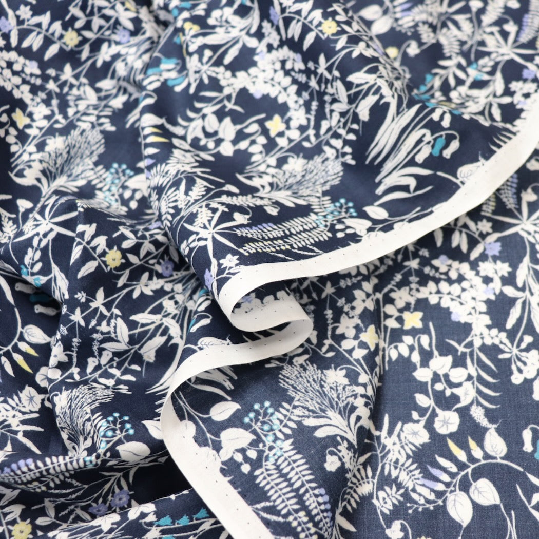 Hokkoh Japanese cotton lawn floral print