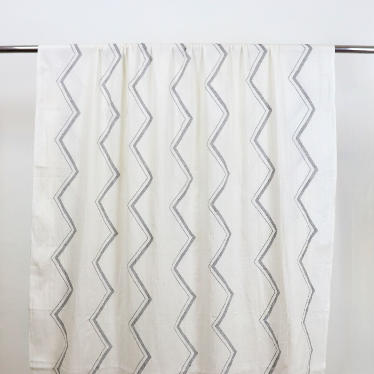 white khadi cotton jamdani fabric