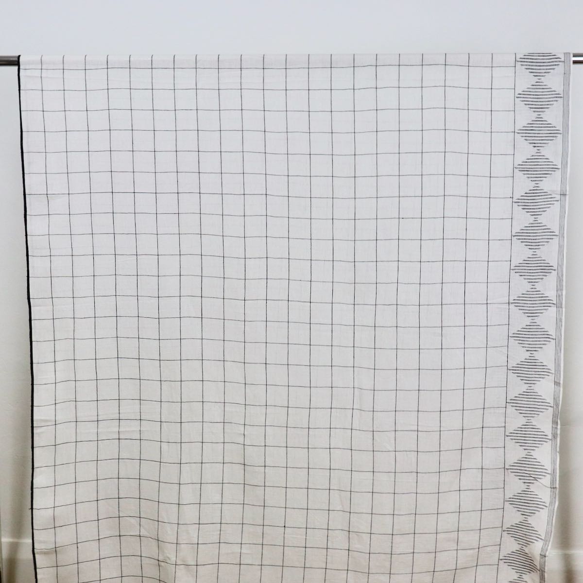 handwoven jamdani cotton linen fabric