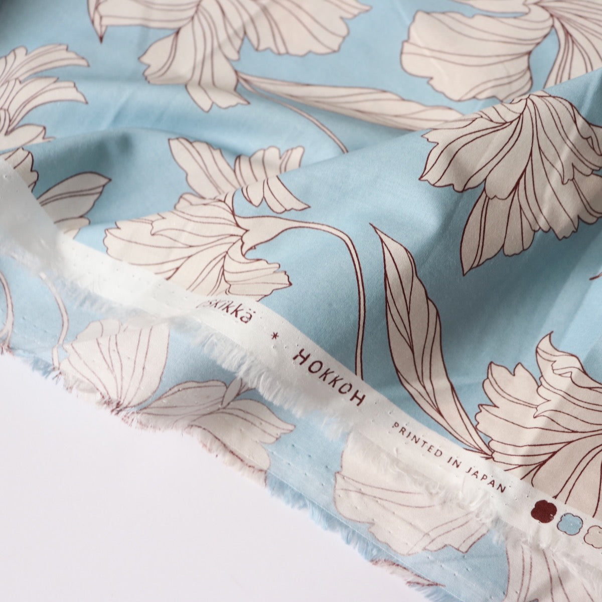 Windblown Cotton Lawn — Clear Blue