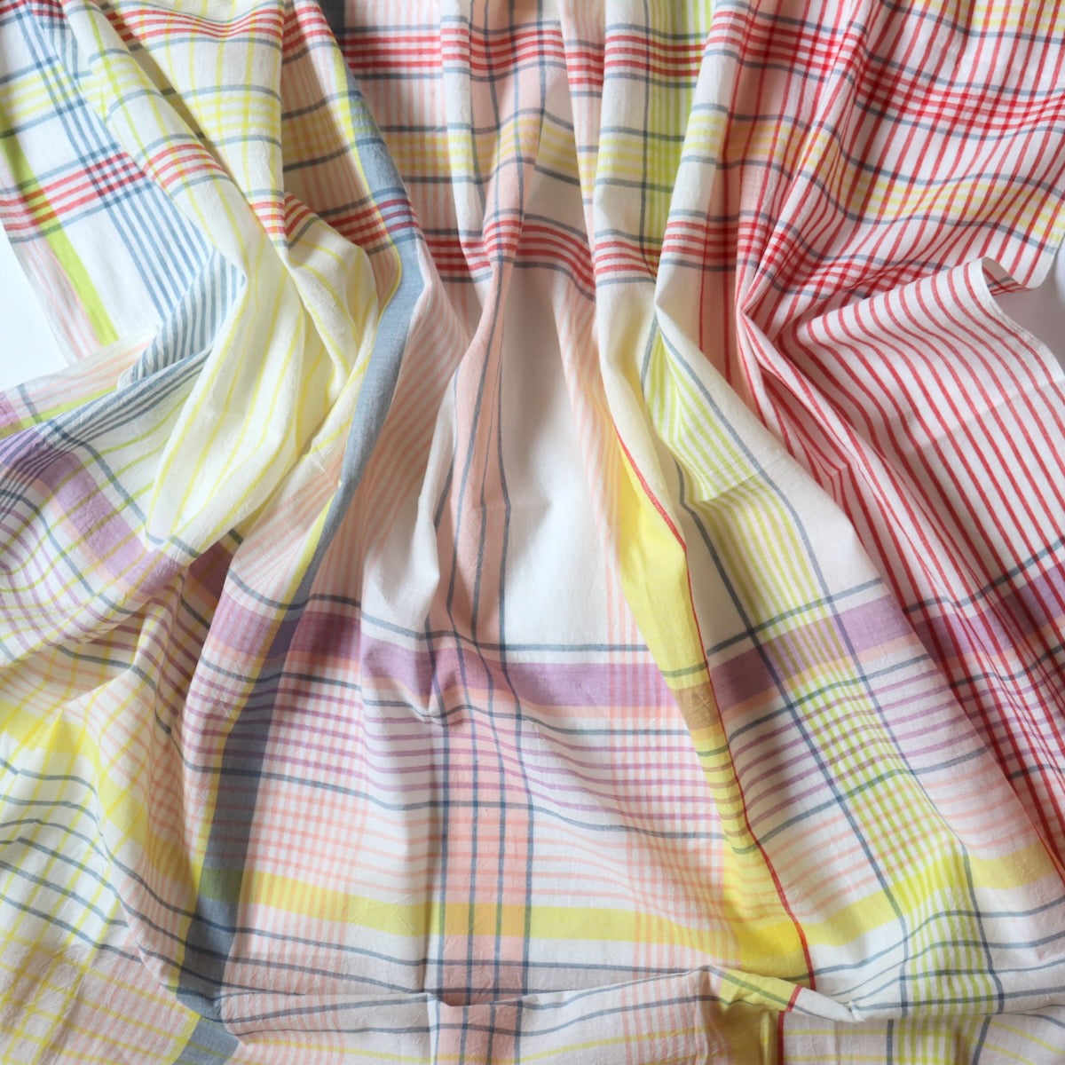 Swatch — Dejeuner Handloom Cotton Check