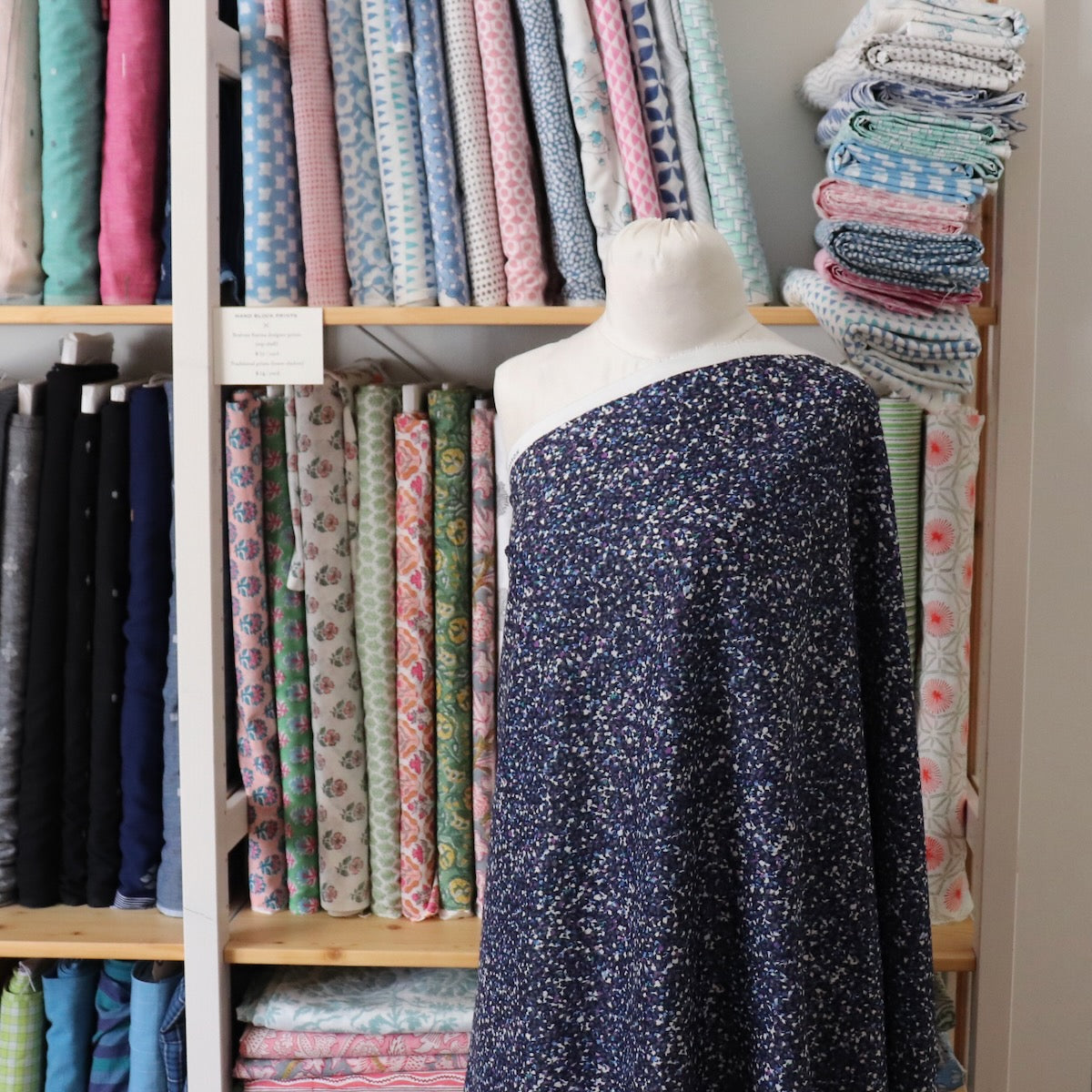 Speckled Cotton Lawn — Cobalt