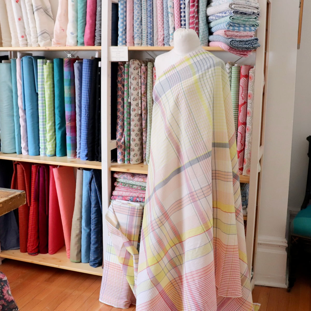 Swatch — Dejeuner Handloom Cotton Check