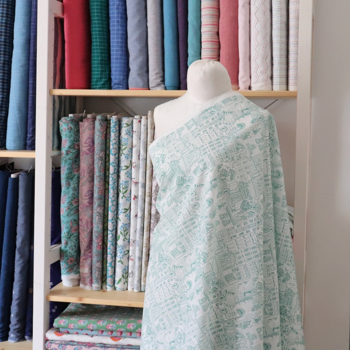 Roman Holiday Japanese Cotton Lawn — Green