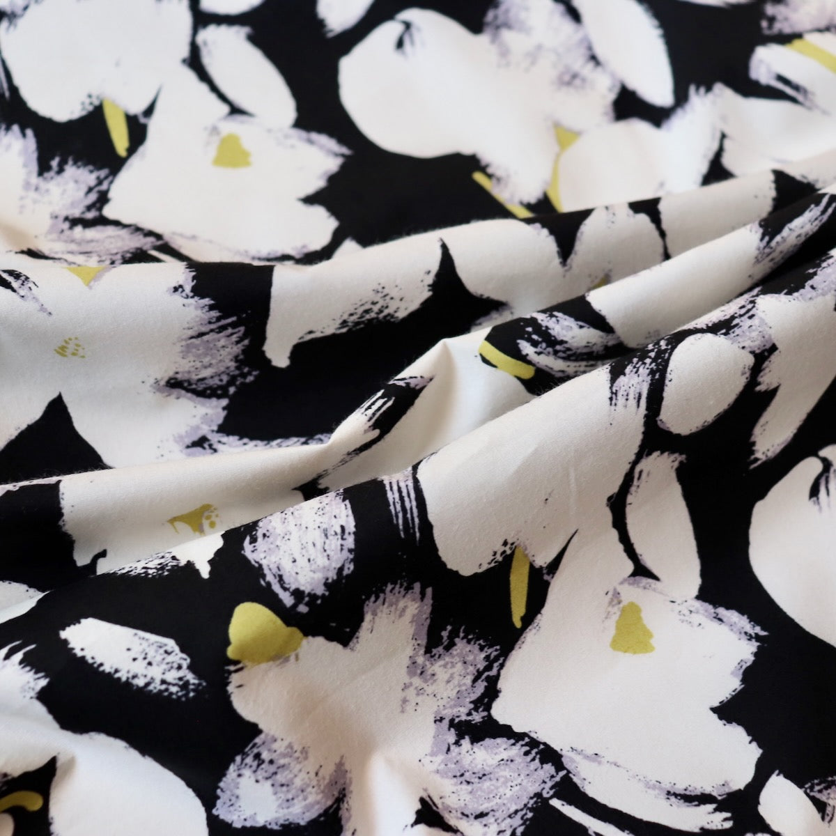 Brushstroke Floral Cotton — Black