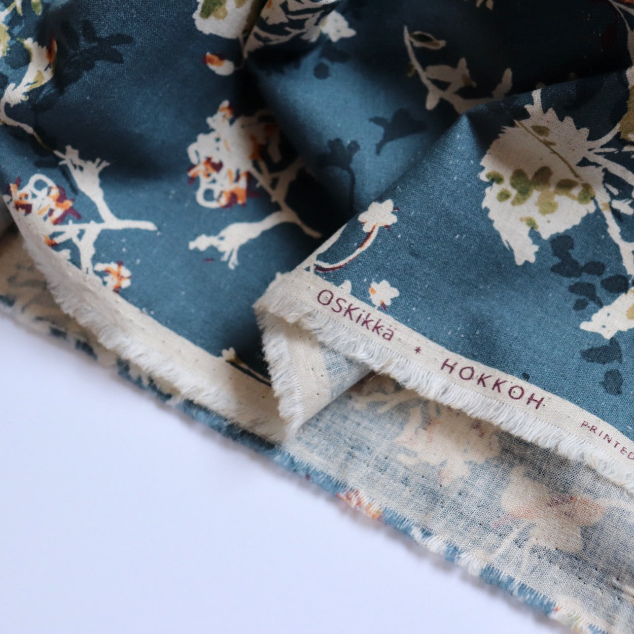 japanese fabric linen cotton blend Hokkoh blue and natural floral print 