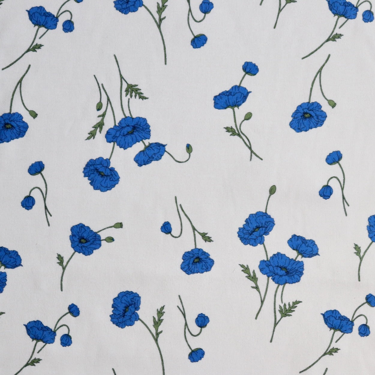 hokkoh poppies flannel brushed cotton fabric from japan blue and white floral print