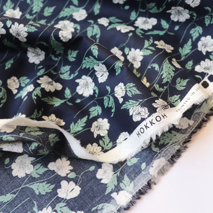 Hokkoh Poppies Cotton Lawn — Dark Navy
