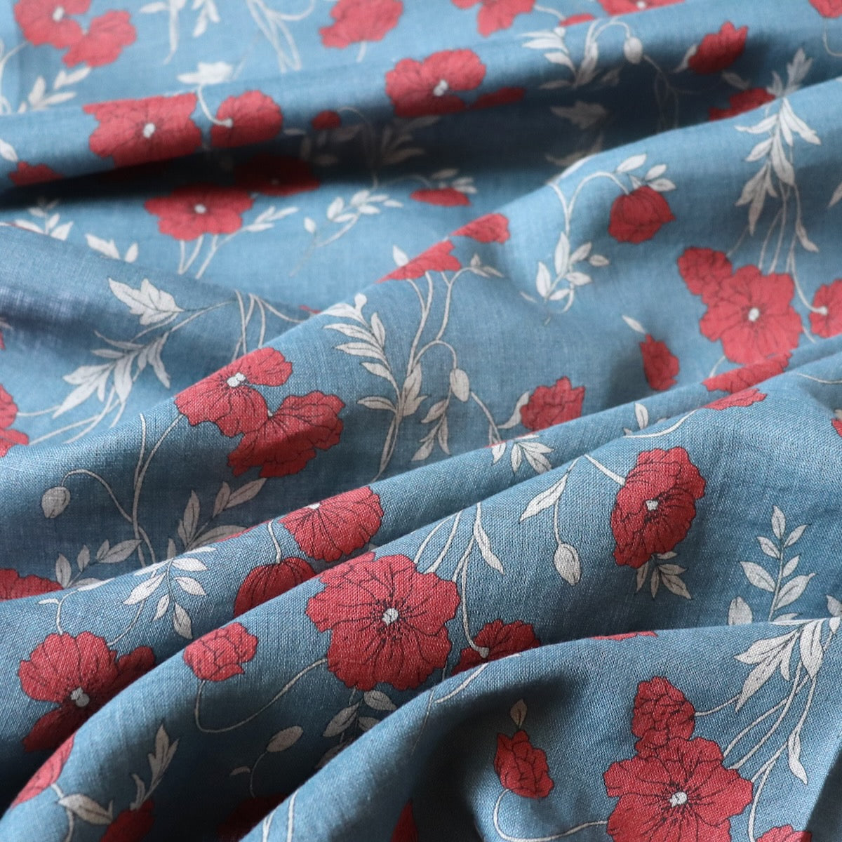 hokkoh poppies linen fabric Japanese dress material blue and red floral print