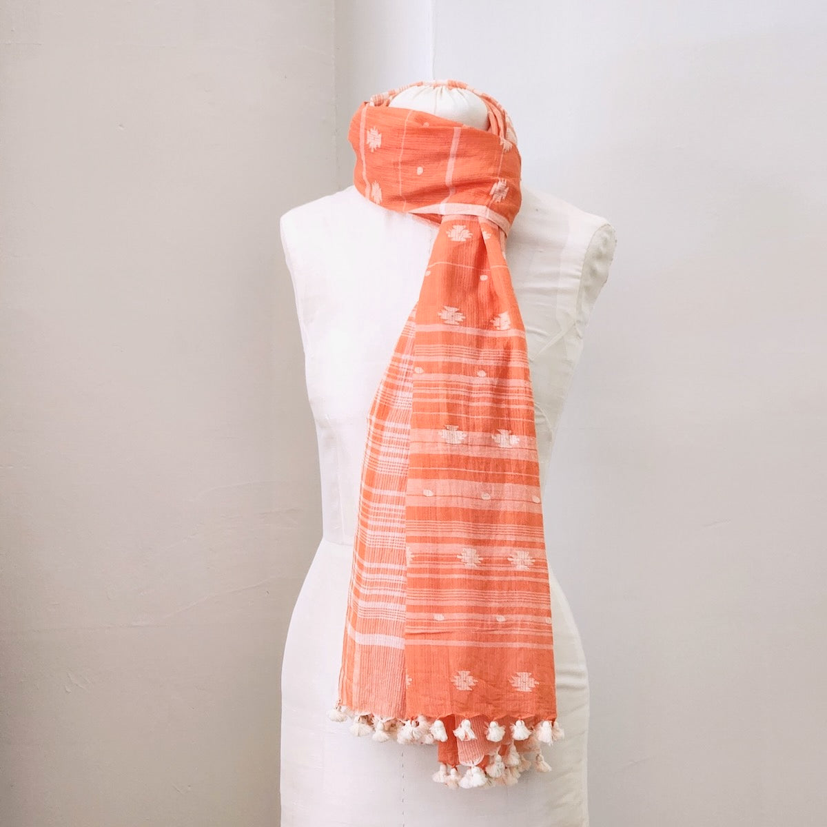 Hibiscus Handloom Jamdani Scarf