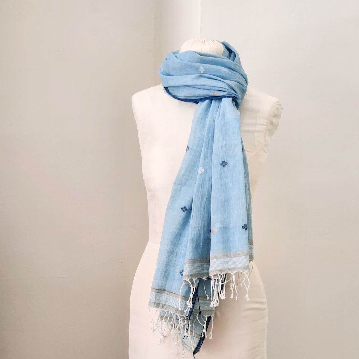 Cloud Handloom Jamdani Scarf