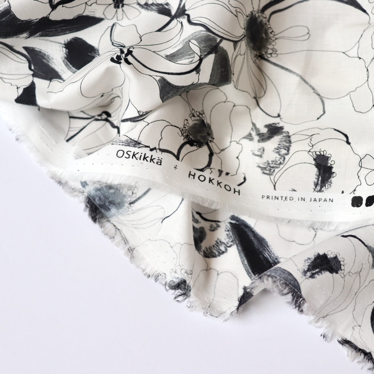 Lilies Cotton Lawn — Pearl White