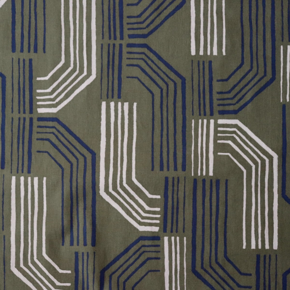 Bent Lines Brushed Cotton — Olive