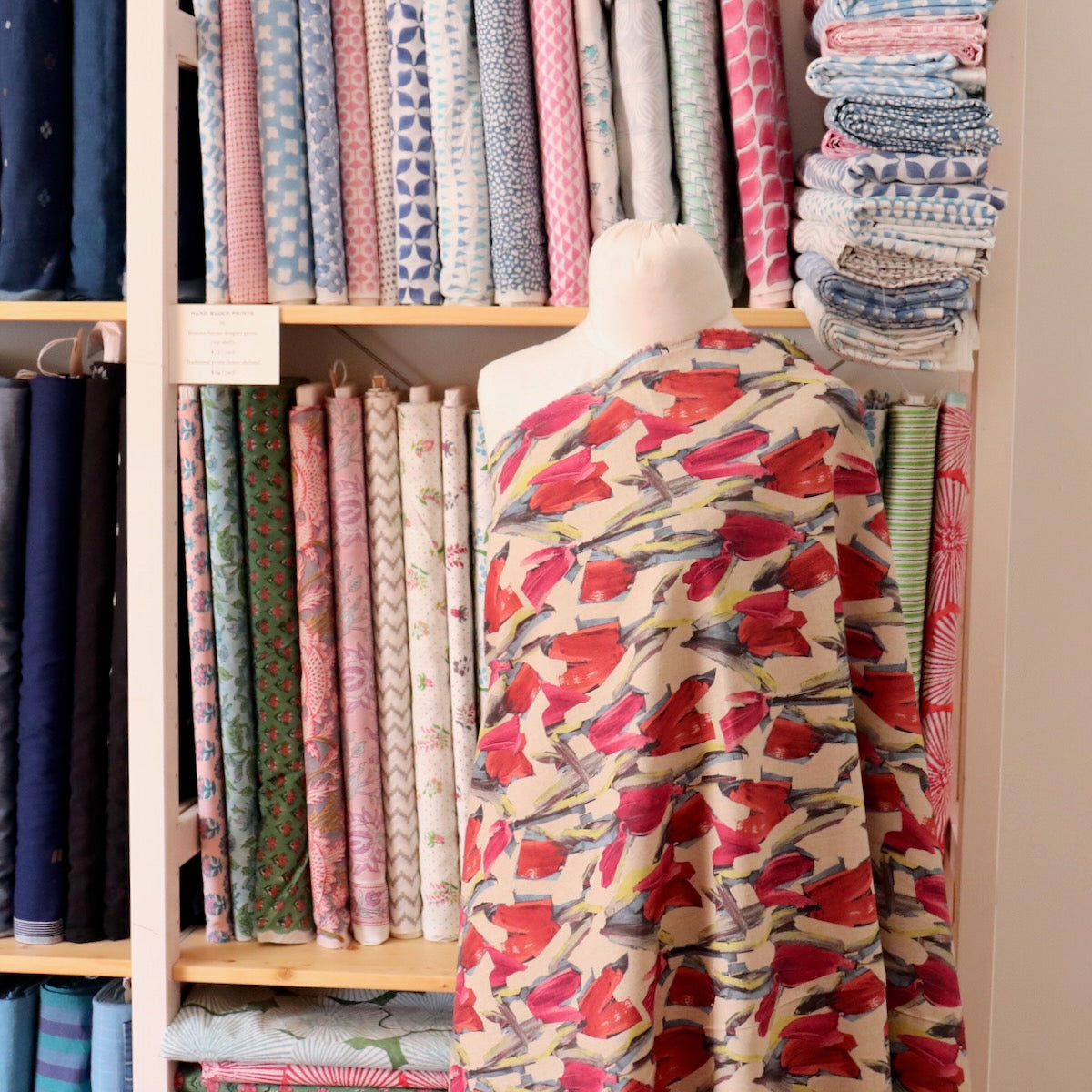 Expressionist Linen Cotton — Reds