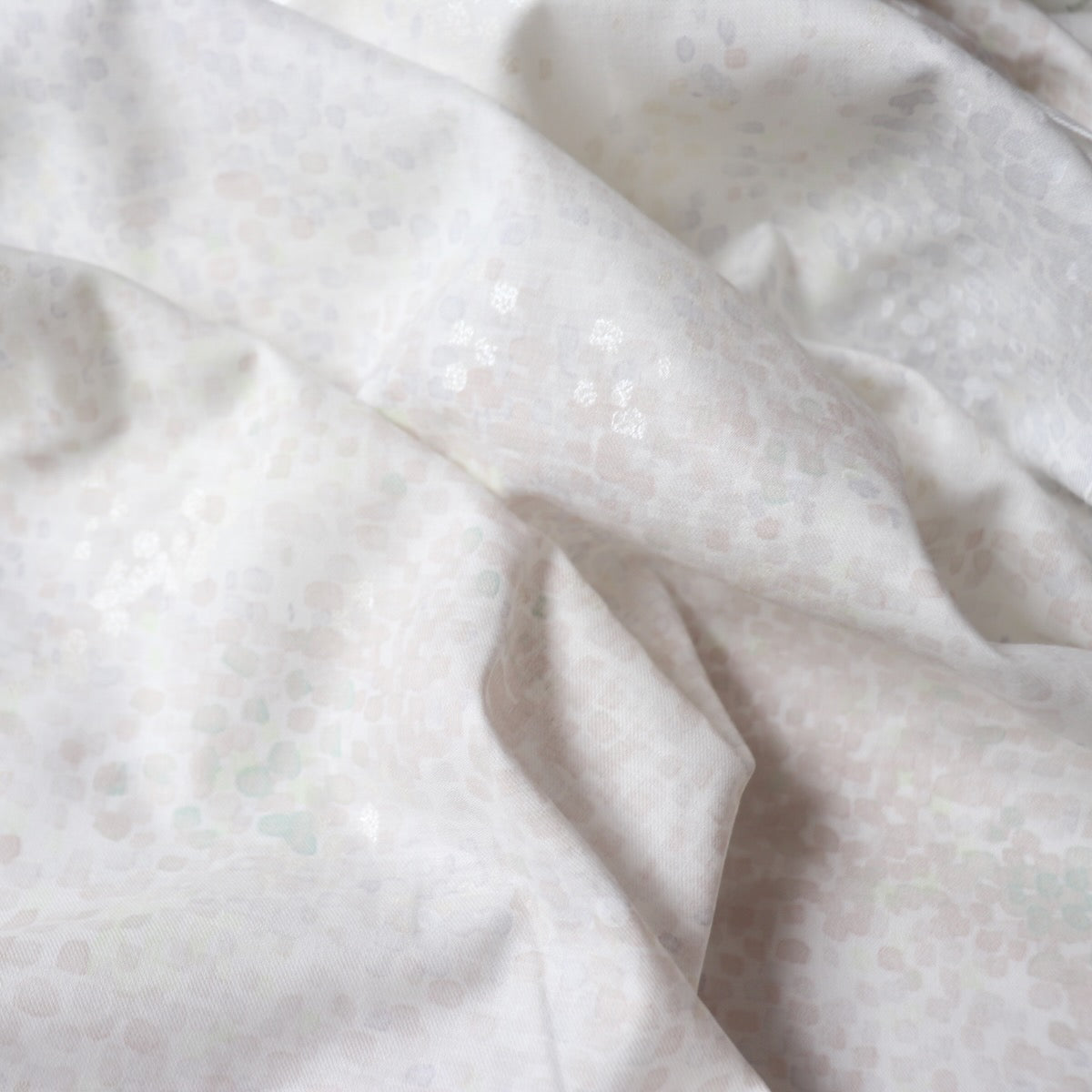 Nani Iro Water Fall Cotton Silk — Sunlit Purity