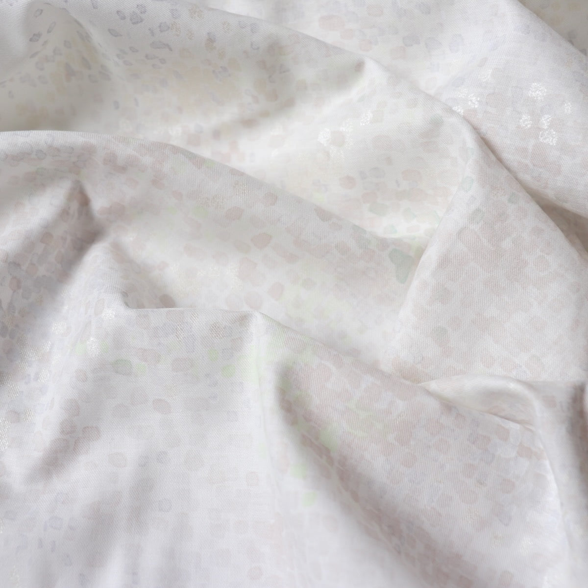 Nani Iro Water Fall Cotton Silk — Sunlit Purity