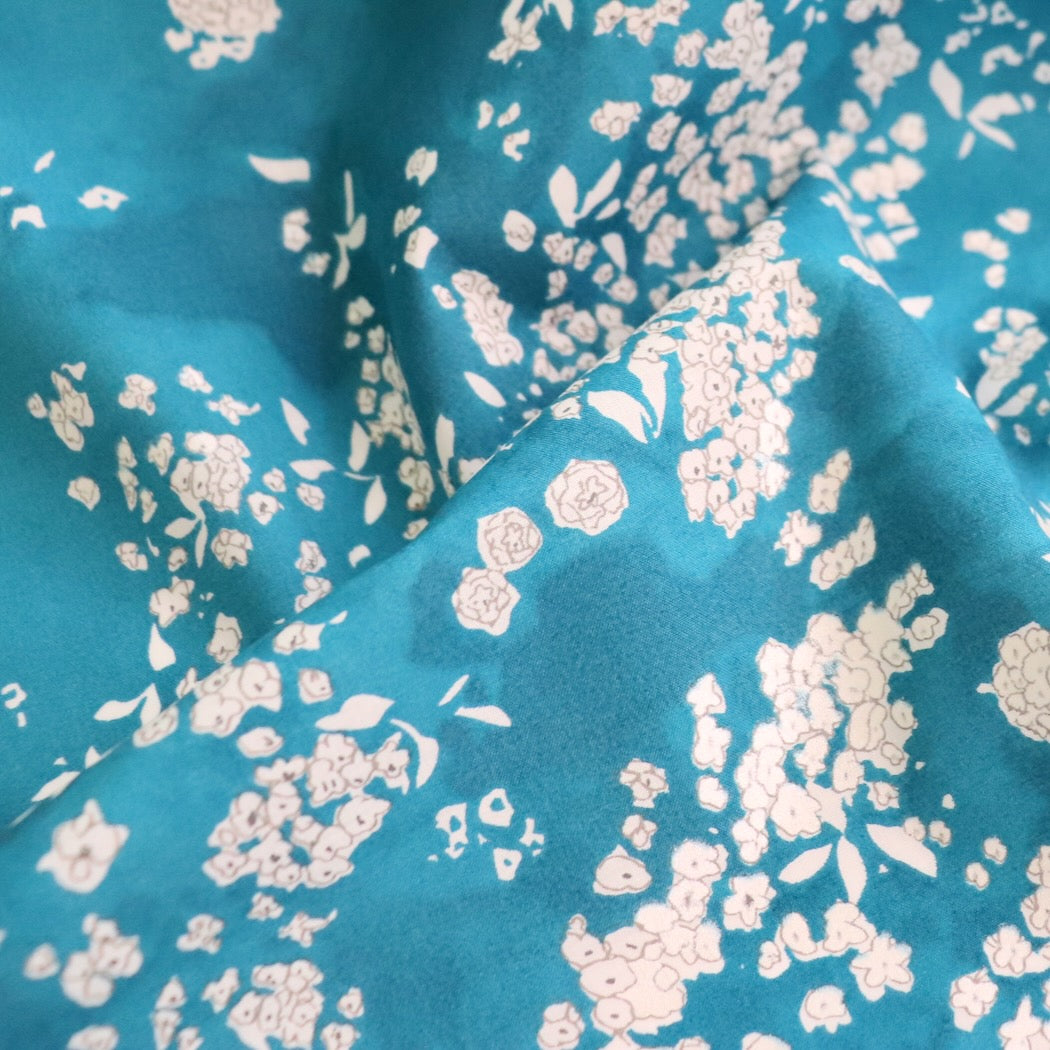 Lei Nani Blue Organic Cotton Lawn by Nani Iro Kokka Fabrics Japan