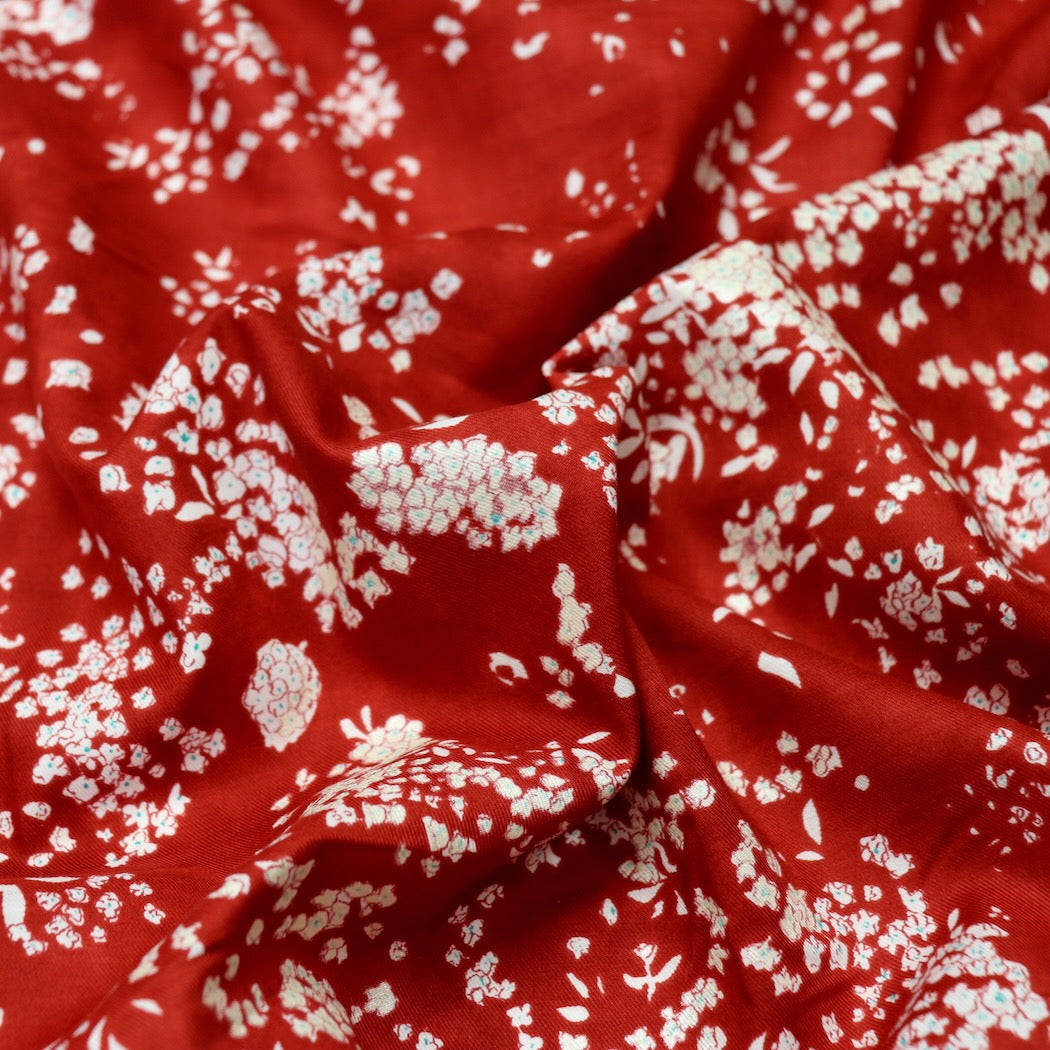 Nani Iro Lei Nani Cotton Silk Lawn — Vermilion B  — 0.39 Yard Remnant