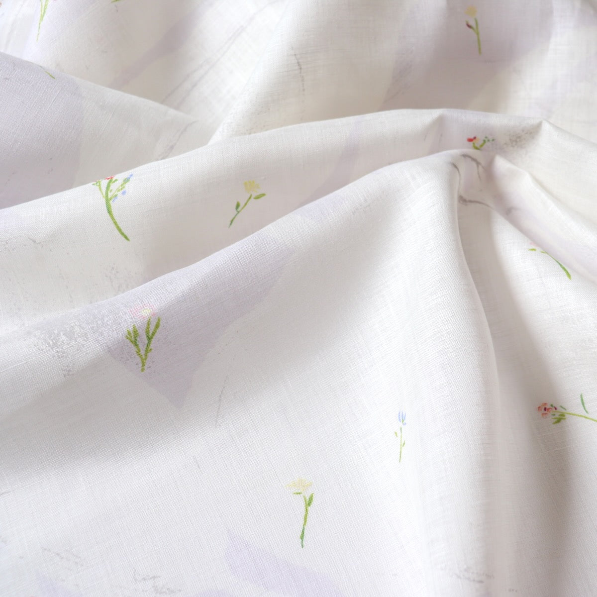 Nani Iro Sanga Linen fabric white floral print made in Japan Deep Breath Kokka