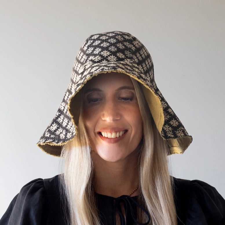 Pattern Fantastique Belle Hat