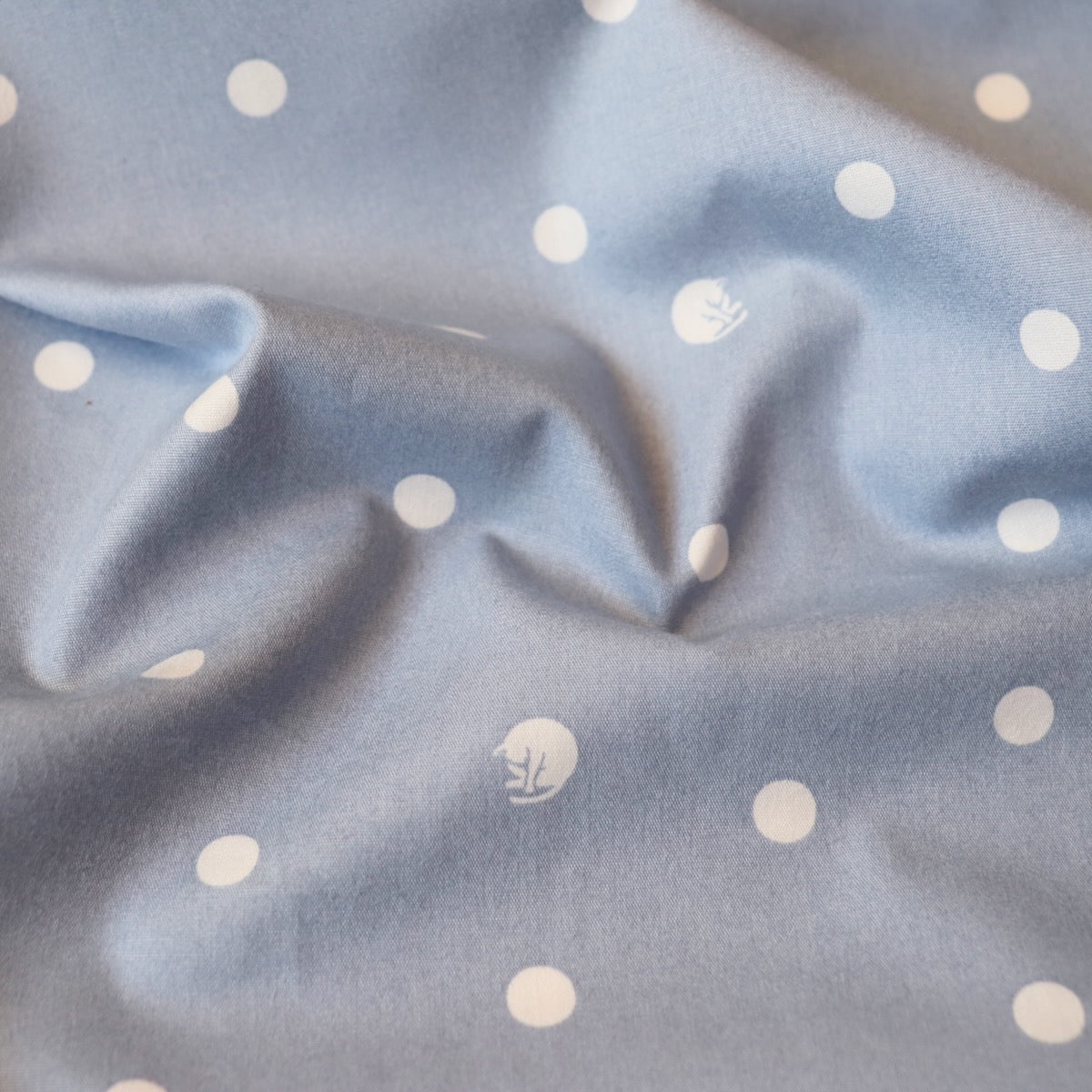 polka dot fabric with sleepy cats blue cotton sateen from Japan