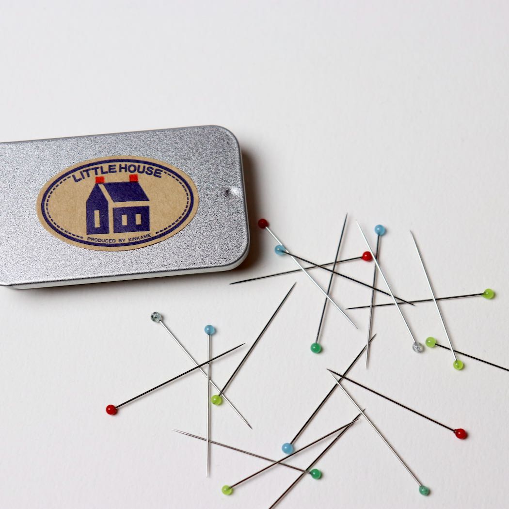 little house dressmakers pins tin