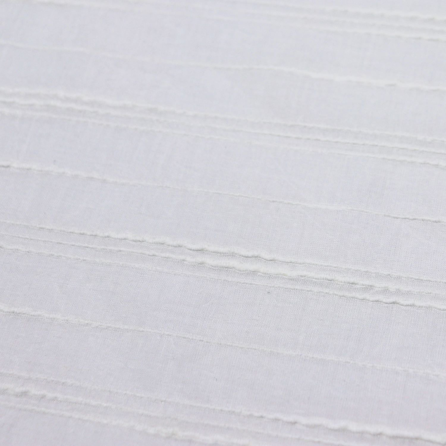 Swatch — Sinuous Stripe Handloom Cotton